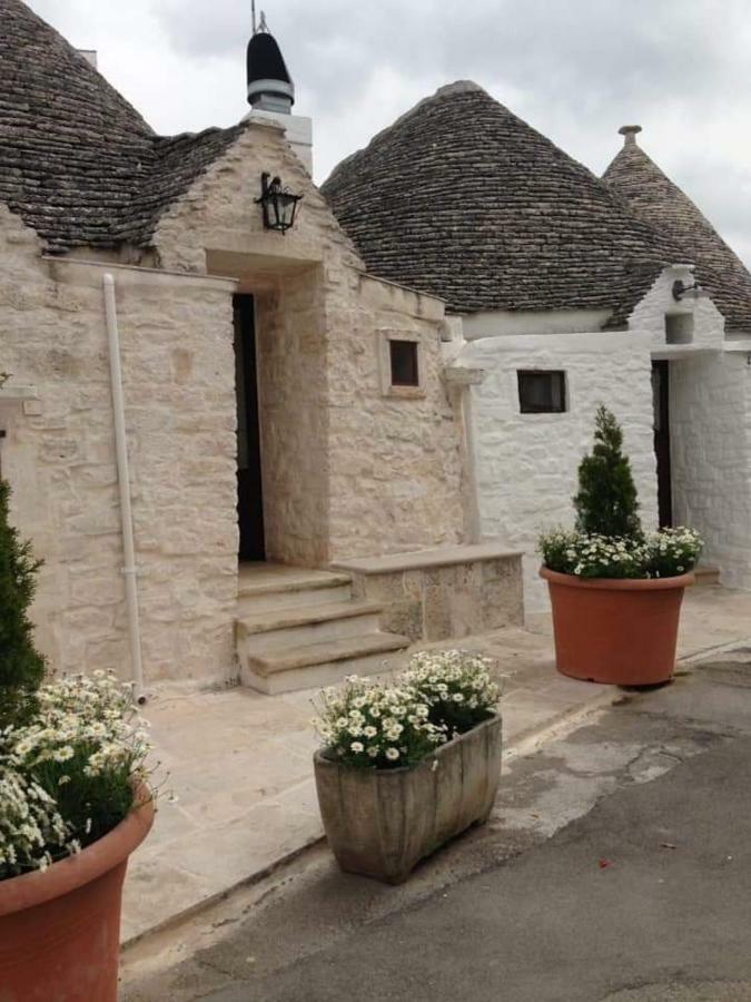 Resort Romano In Trulli Альберобелло Экстерьер фото